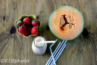 Коктейль из мускусной дыни