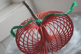 Тыква из пружинки