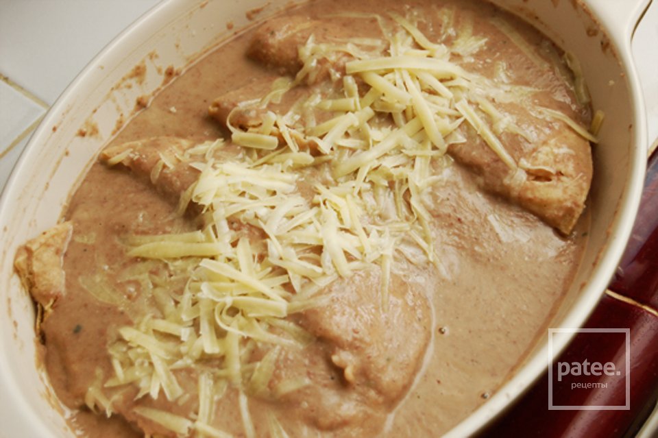 Лепешки в фасолевом соусе - Шаг 6