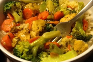 Куриное карри с овощами