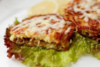 Фаршированные картофельные оладьи