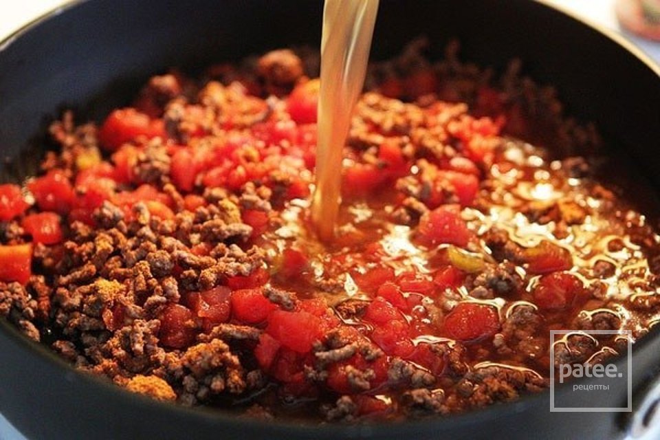 Паста с фаршем под сырным соусом - Шаг 3