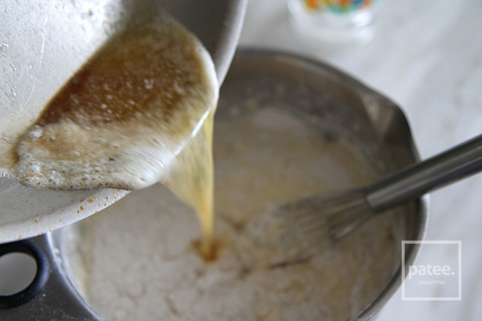 Черничные пончики с ванильной глазурью - Шаг 5