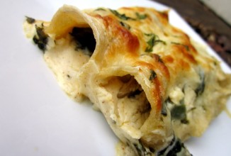 Энчилада с шпинатом и грибами