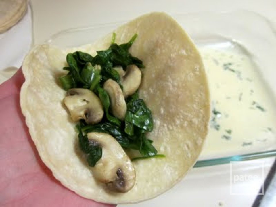 Энчилада с шпинатом и грибами - Шаг 9