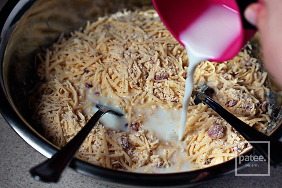 Сырные бисквиты с беконом - Шаг 8