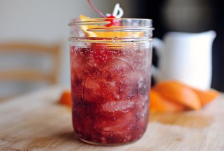 Коктейль Ширли Темпл с домашним вишневым сиропом