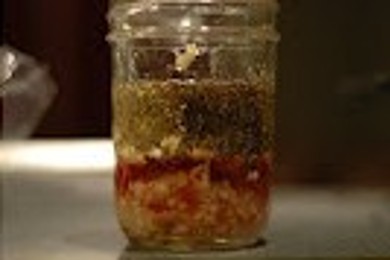 Овощной салат с заправкой - приготовление