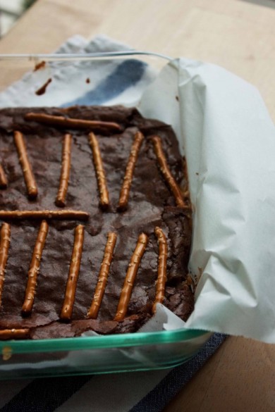 Брауни с карамелью - Шаг 9