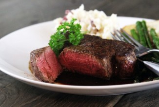 Филе миньон с бальзамическим уксусом