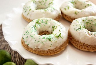 Глазированные пончики с лаймом