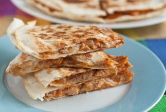 Кесадилья со свининой