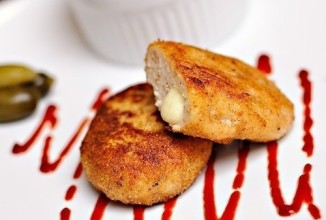 Куриные котлеты с сыром