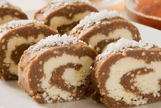 Рулет шоколадно-кокосовый