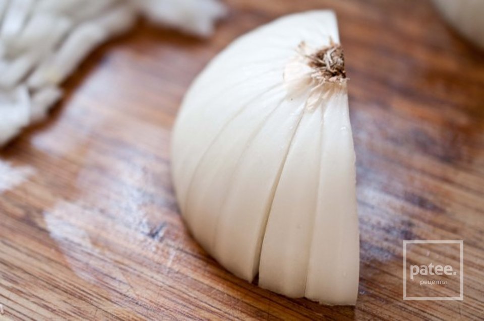 Подлива из лука и чеснока - Шаг 2