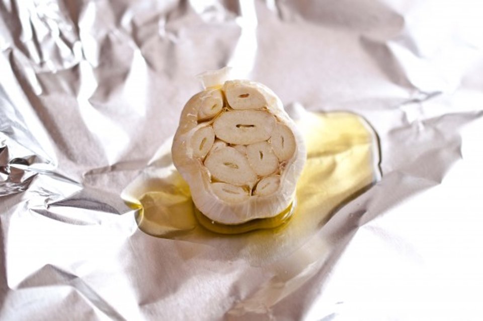 Подлива из лука и чеснока - Шаг 7