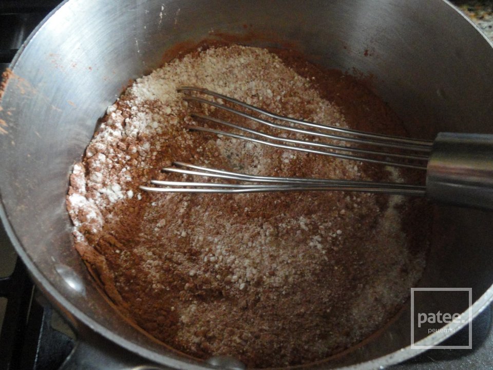 Шоколадный пирог со сливками - Шаг 1