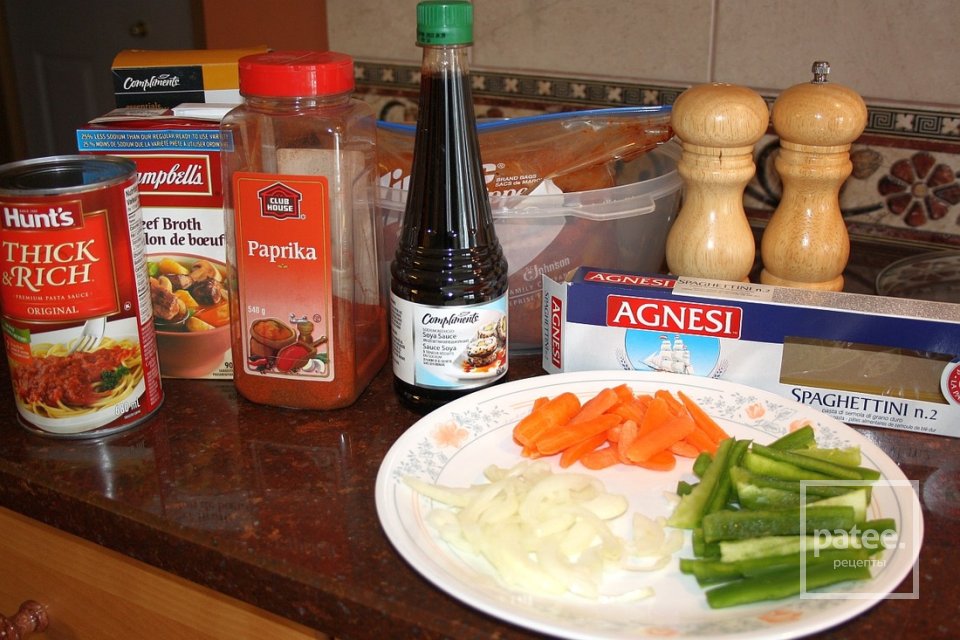 Обжаренная курица с овощами - Шаг 1