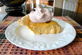 Пирог с ирисовой начинкой