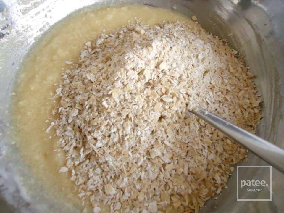 кефир мука яйца сыр. ложки и стаканы вместо весов. сахар 0 5 ст. булочки тыковки. стакан вместо весов таблица.