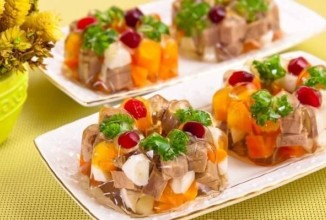 Мясной холодец