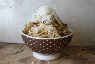 Паста с соусом из грецких орехов