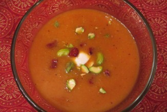 Тыквенный суп с колбасой