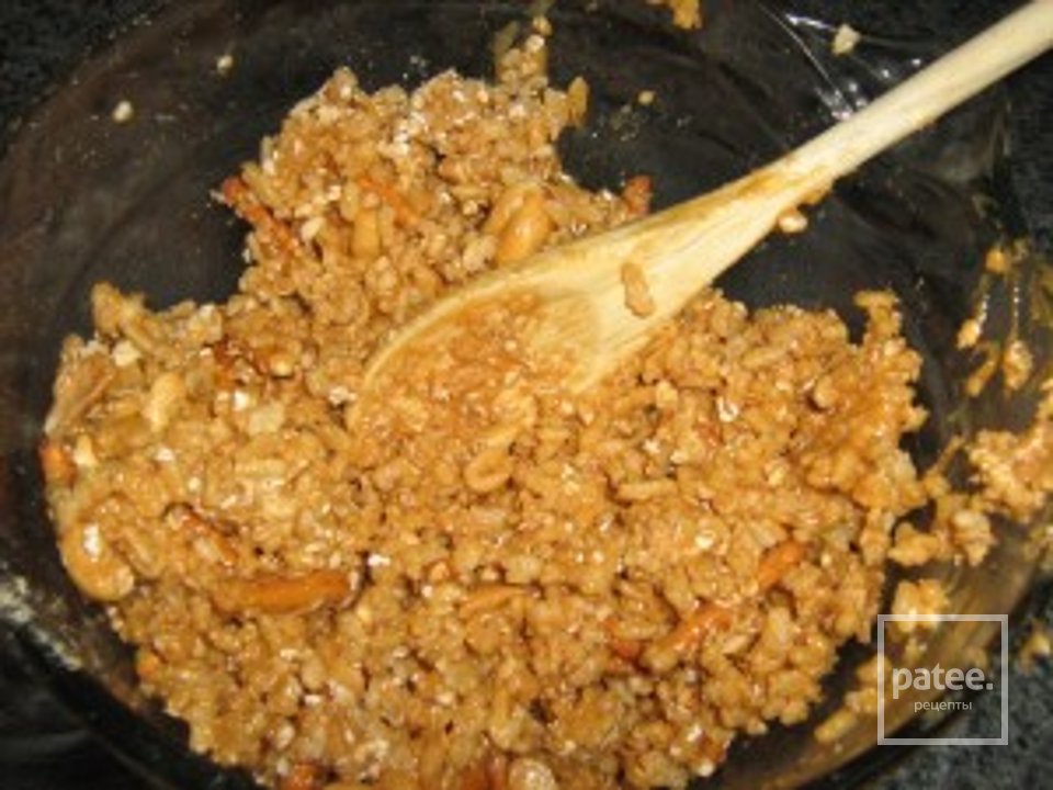 Плитки из арахисового масла с рисовыми хлопьями - Шаг 6