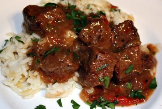 Говядина в соусе