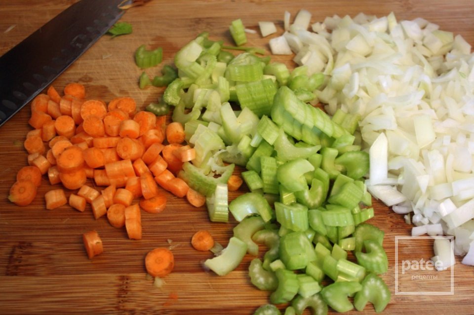 Куриный суп с макаронами - Шаг 1