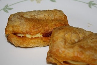 Пуфы с яйцом