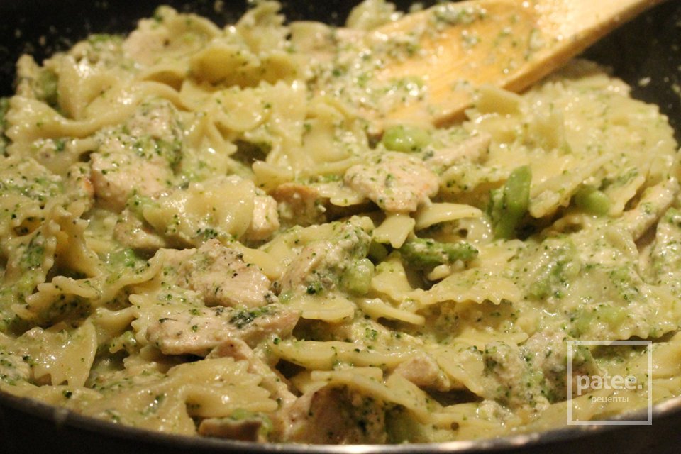 Паста с брокколи и курицей - Шаг 19