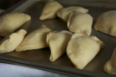 Вареники со спаржей и бри - приготовление