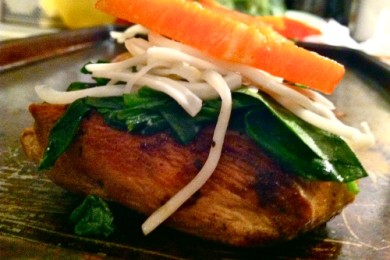 Запеченные куриные грудки под шпинатом и моцареллой - приготовление