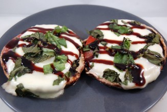 Фаршированные шампиньоны