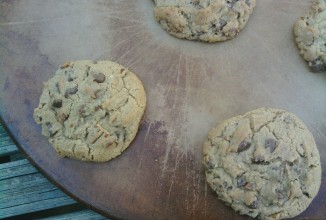 Печенье с пеканом и шоколадными чипсами