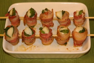 Морские гребешки с шпинатом и беконом