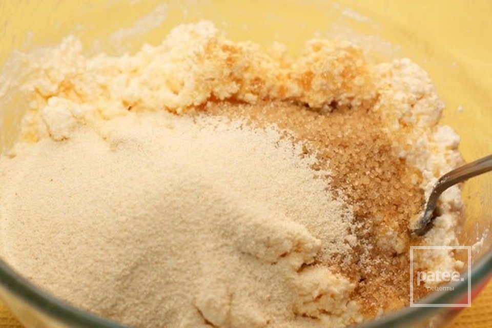 Сырники с манкой - Шаг 2