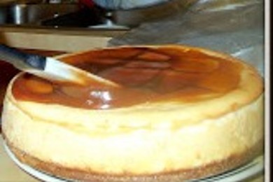 Карамельный чизкейк с медовыми орешками - приготовление