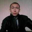 Виктор Петров