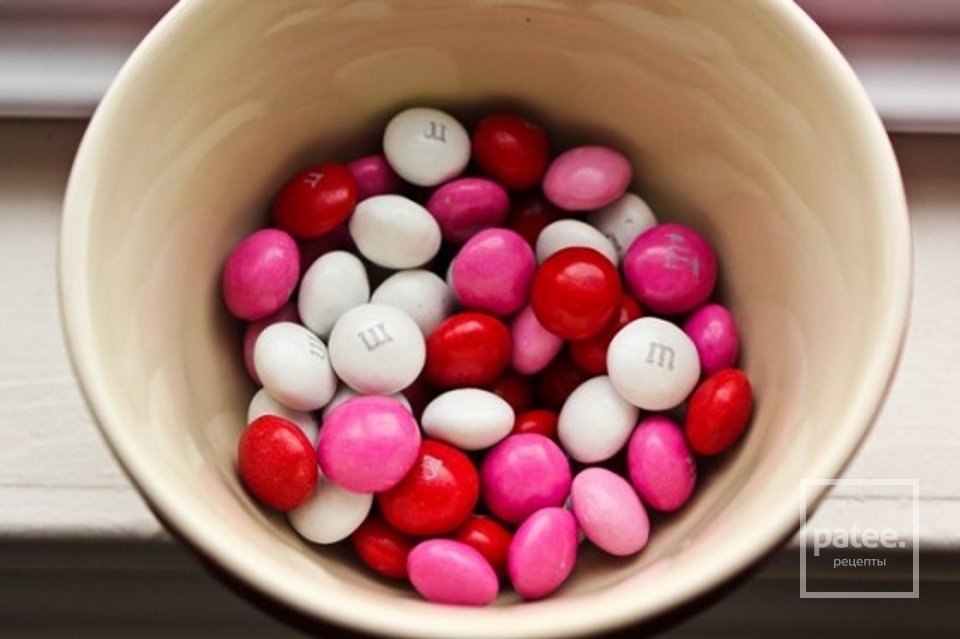 Пирог из арахисового масла с конфетами - Шаг 1