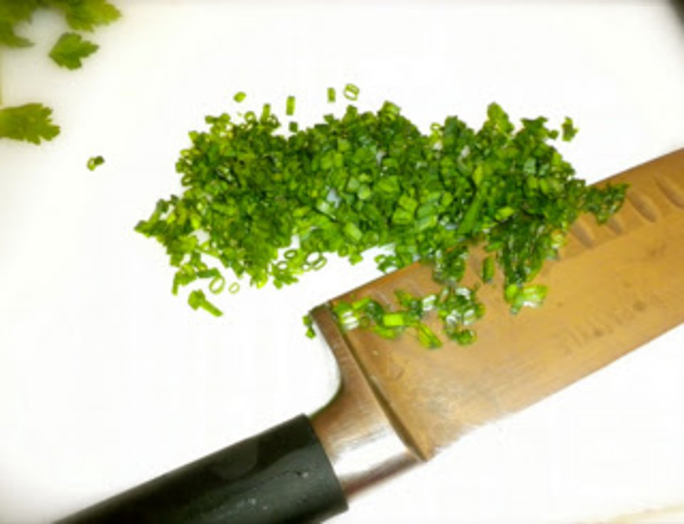 Лимонный соус для салата с голубым сыром - Шаг 1