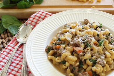 Паста с сыром и индейкой - приготовление