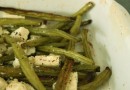 Запеченная зеленая стручковая фасоль с сыром фета и лимонным соком