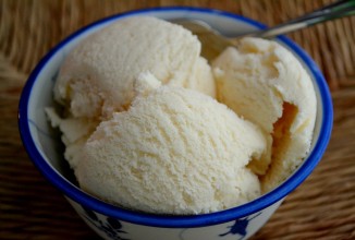 Ванильное мороженое