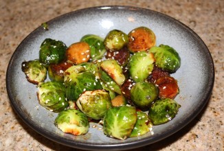 Брюссельская капуста с острым соусом чили