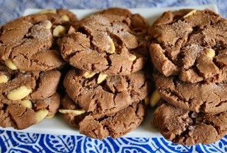 Шоколадное печенье с арахисовым маслом