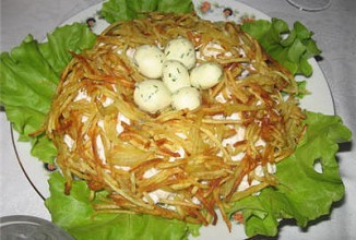 Куриный салат Гнездо глухаря