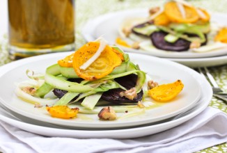 Салат со свеклой, фенхелем и спаржей