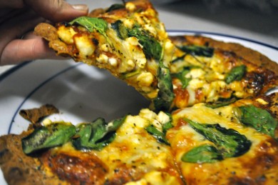 Рецепт Пицца с сыром фета и шпинатом